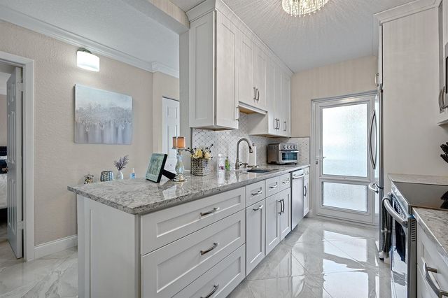 1910 S Ocean Boulevard 204, Delray Beach, FL 33483