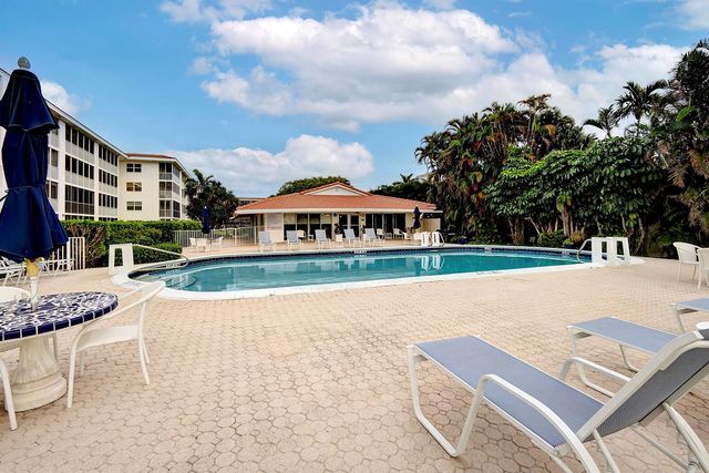 1910 S Ocean Boulevard 204, Delray Beach, FL 33483