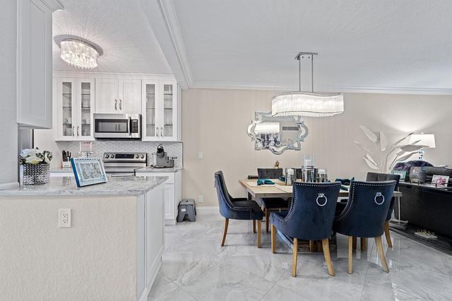 1910 S Ocean Boulevard 204, Delray Beach, FL 33483