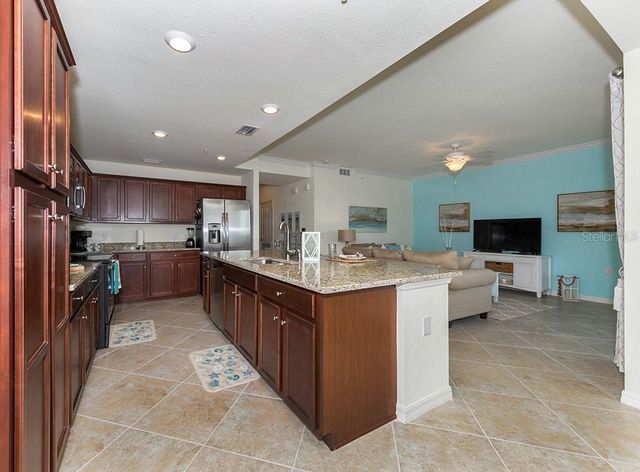 16904 VARDON TERRACE 202, Lakewood Ranch, FL 34211