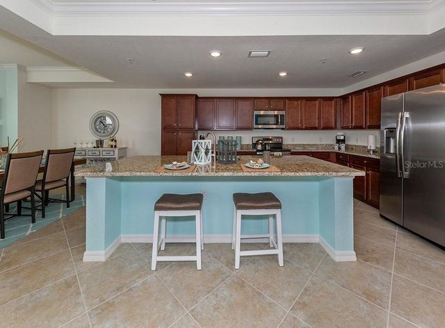 16904 VARDON TERRACE 202, Lakewood Ranch, FL 34211