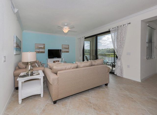 16904 VARDON TERRACE 202, Lakewood Ranch, FL 34211