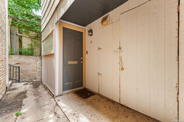 408 Ira Ave Apt 9, San Antonio, TX 78209