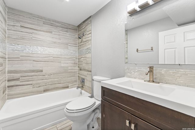408 Ira Ave Apt 9, San Antonio, TX 78209