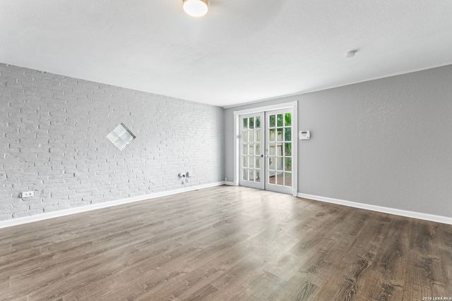 408 Ira Ave Apt 9, San Antonio, TX 78209