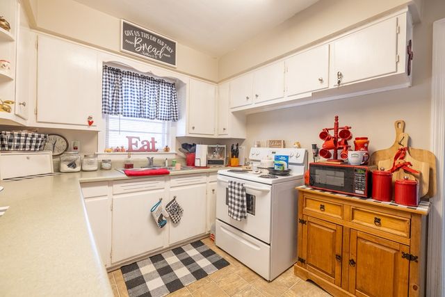 3410 13th Avenue, Phenix City, AL 36867