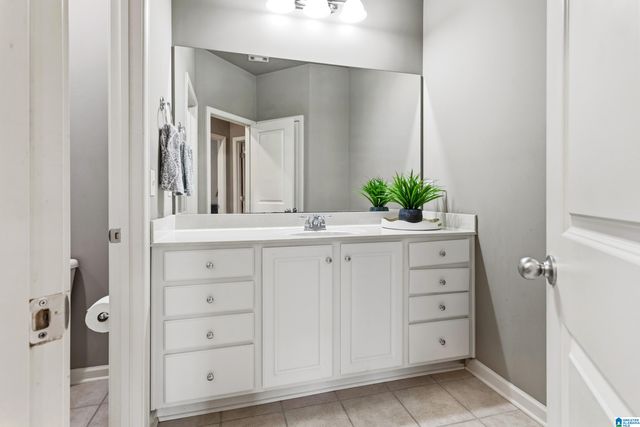 3756 VILLAGE CENTER WAY, Hoover, AL 35226