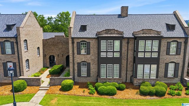 3756 VILLAGE CENTER WAY, Hoover, AL 35226