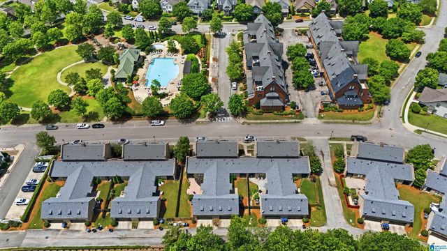 3756 VILLAGE CENTER WAY, Hoover, AL 35226