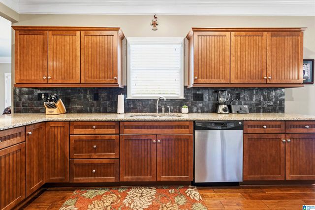 3756 VILLAGE CENTER WAY, Hoover, AL 35226