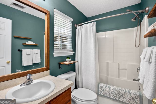 410 Shadowbrook Circle, Springfield, GA 31329
