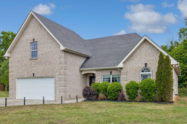 506 Fallacy Ct, Murfreesboro, TN 37129