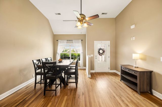506 Fallacy Ct, Murfreesboro, TN 37129