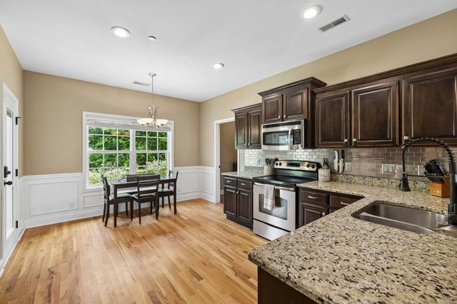 506 Fallacy Ct, Murfreesboro, TN 37129