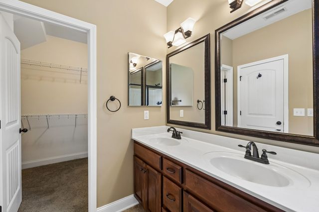 506 Fallacy Ct, Murfreesboro, TN 37129