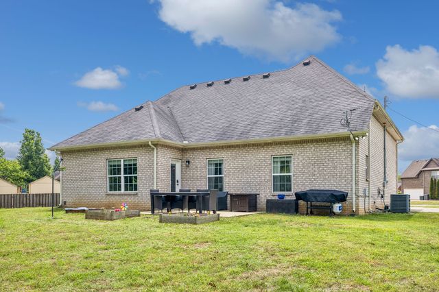 506 Fallacy Ct, Murfreesboro, TN 37129