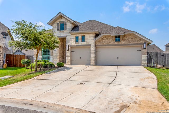 1905 high bank, Seguin, TX 78155