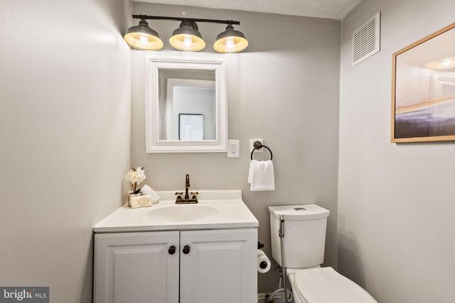 10133 PEANUT MILL DR, Gaithersburg, MD 20882