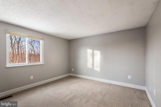 10133 PEANUT MILL DR, Gaithersburg, MD 20882