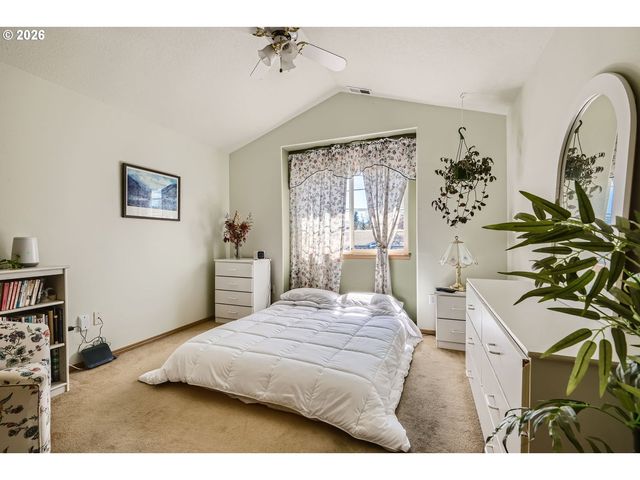 5043 N OBERLIN St, Portland, OR 97203