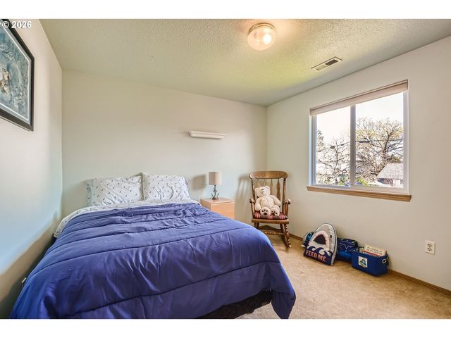 5043 N OBERLIN St, Portland, OR 97203