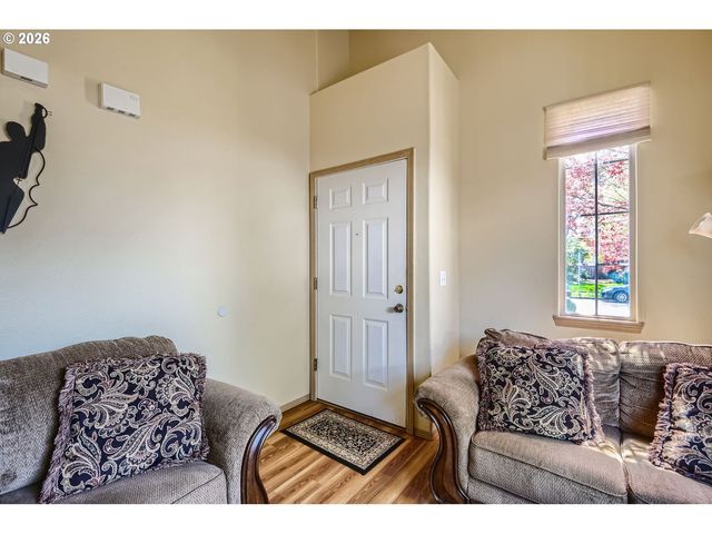 5043 N OBERLIN St, Portland, OR 97203