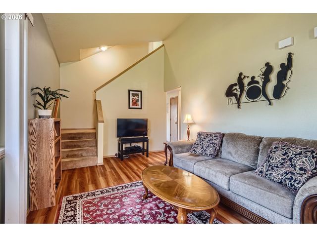 5043 N OBERLIN St, Portland, OR 97203