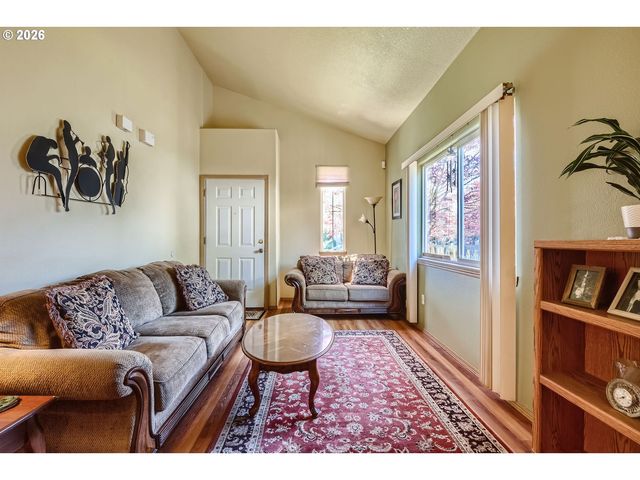 5043 N OBERLIN St, Portland, OR 97203