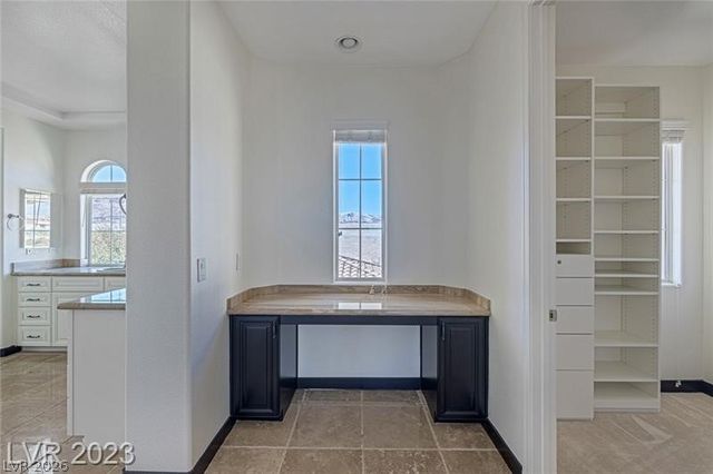 1958 Country Cove Court, Las Vegas, NV 89135