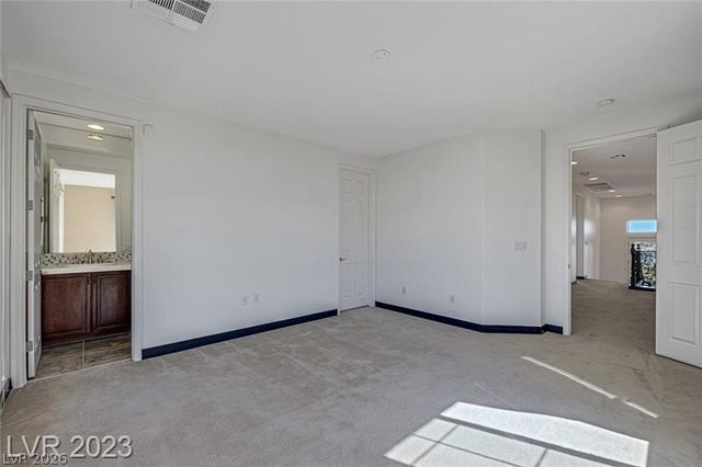 1958 Country Cove Court, Las Vegas, NV 89135