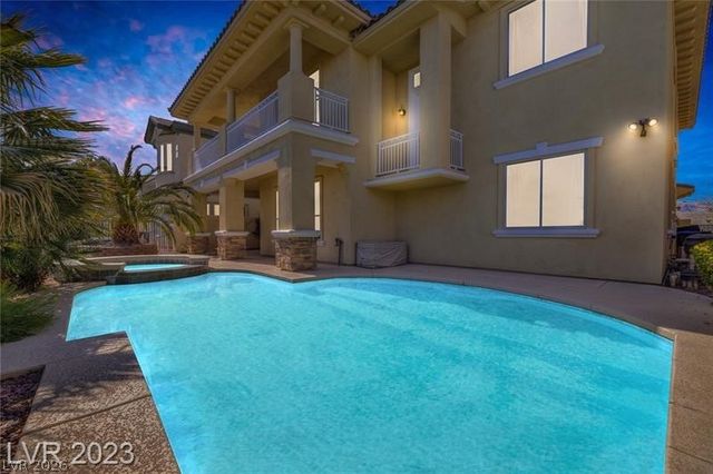 1958 Country Cove Court, Las Vegas, NV 89135