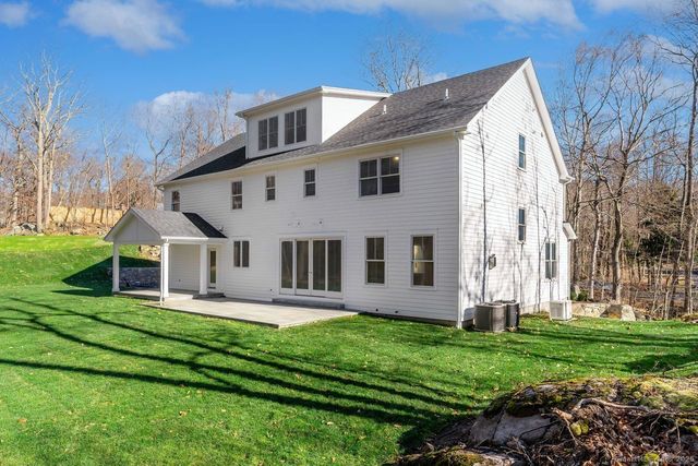 109 Signal Hill Road, Wilton, CT 06897