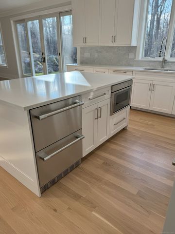 109 Signal Hill Road, Wilton, CT 06897