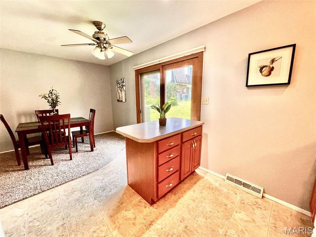 1072 Lafayette Court, Collinsville, IL 62234