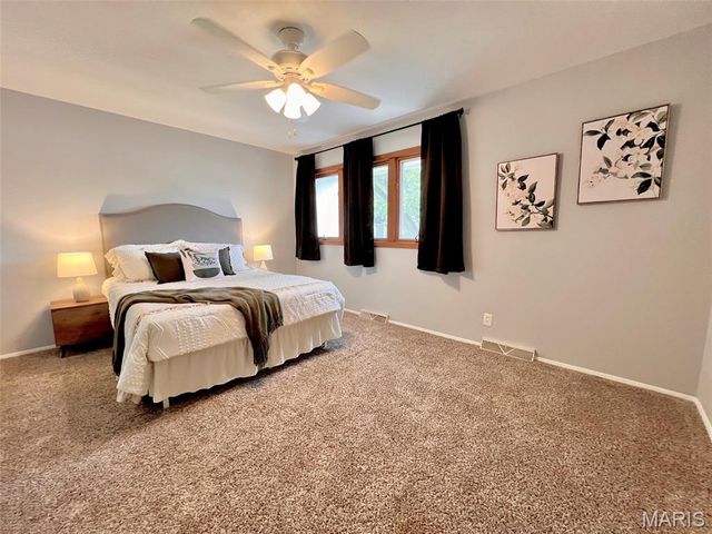 1072 Lafayette Court, Collinsville, IL 62234