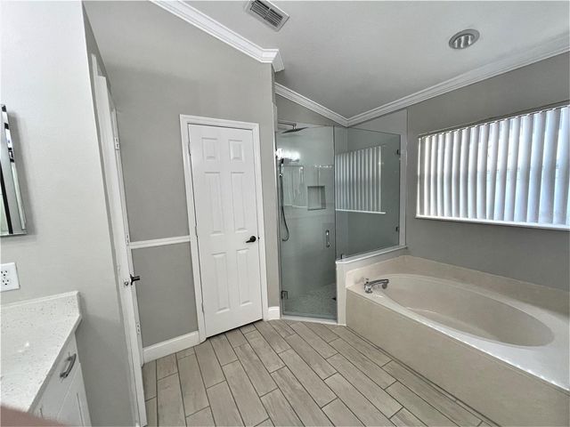 304 CRISAN COURT, Orlando, FL 32824