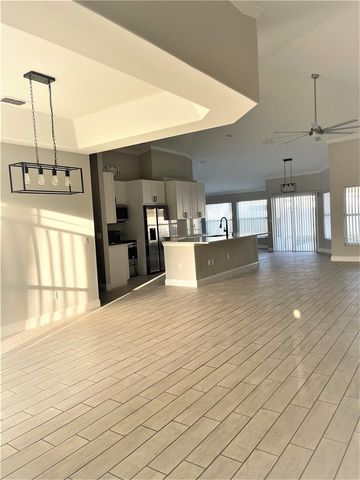 304 CRISAN COURT, Orlando, FL 32824