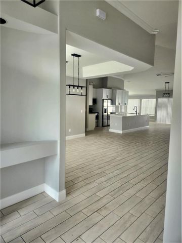 304 CRISAN COURT, Orlando, FL 32824