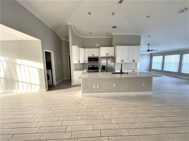 304 CRISAN COURT, Orlando, FL 32824