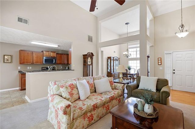 3390 English Oaks Drive NW, Kennesaw, GA 30144