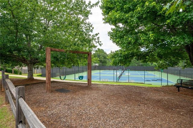 3390 English Oaks Drive NW, Kennesaw, GA 30144