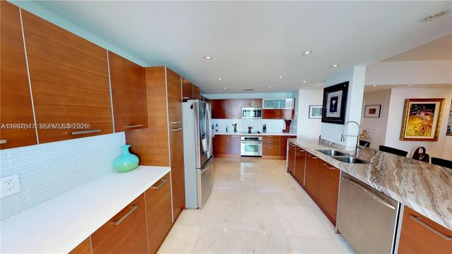 3330 NE 190th Street MPH15, Aventura, FL 33180