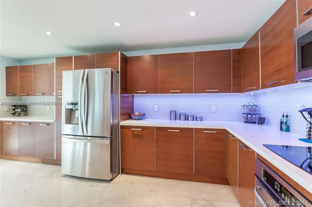 3330 NE 190th Street MPH15, Aventura, FL 33180