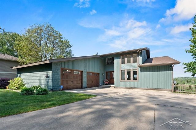 4394 N Francis Shores Avenue, Edenville Twp, MI 48657