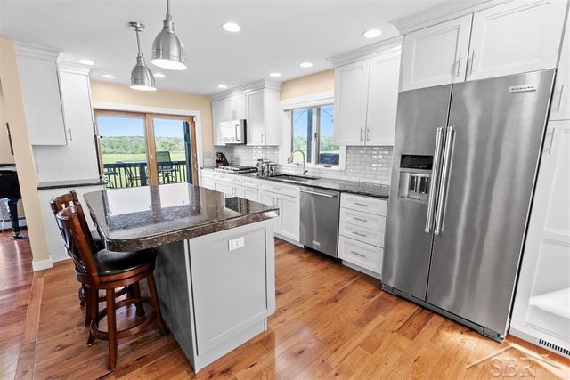 4394 N Francis Shores Avenue, Edenville Twp, MI 48657