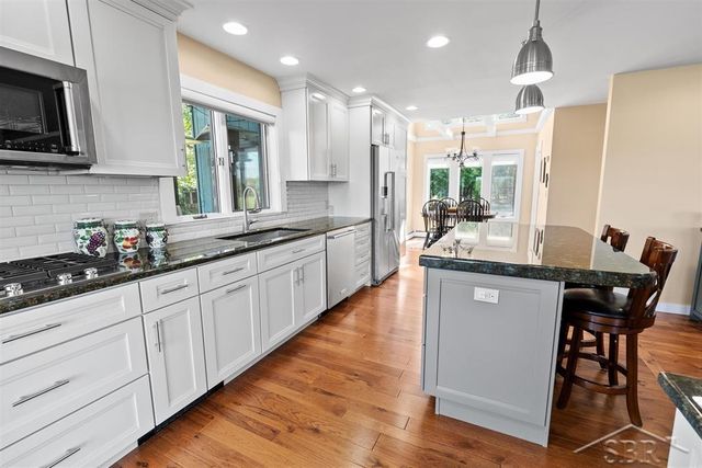 4394 N Francis Shores Avenue, Edenville Twp, MI 48657