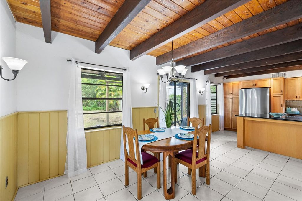 Image 12 of property listing at 14406 MIDDLEFIELD LANE, Odessa, FL 33556