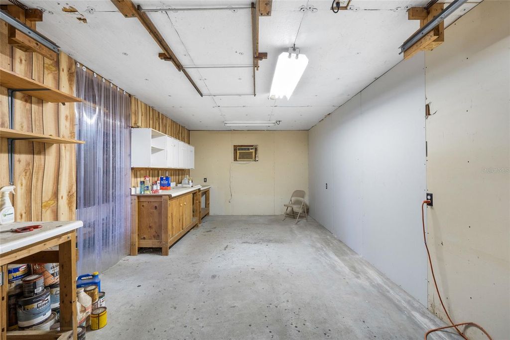 Image 34 of property listing at 14406 MIDDLEFIELD LANE, Odessa, FL 33556
