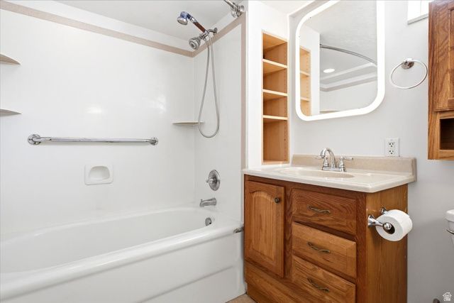 825 N OAKLEY ST, Salt Lake City, UT 84116