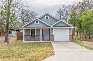 7129 Kayak Drive, Mabank, TX 75156